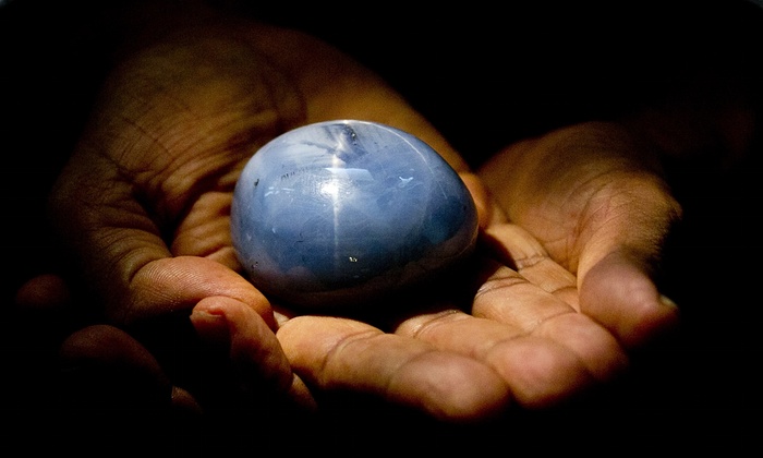 blue-star-sapphire